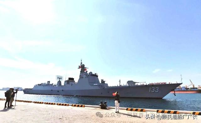 让中国海军军迷扬眉吐气的脊梁	，人民海军052D型导弹驱逐舰的故事