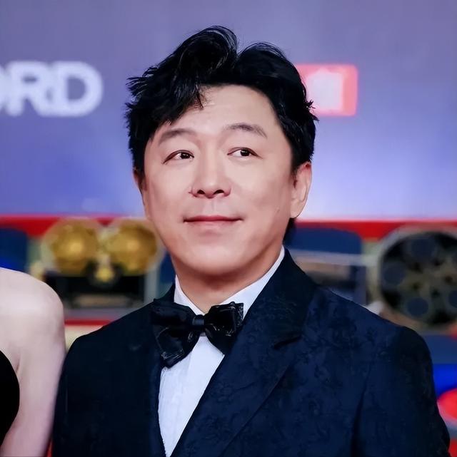 钱再多有什么用？51岁百亿影帝黄渤近况曝光，给年轻人们提了个醒