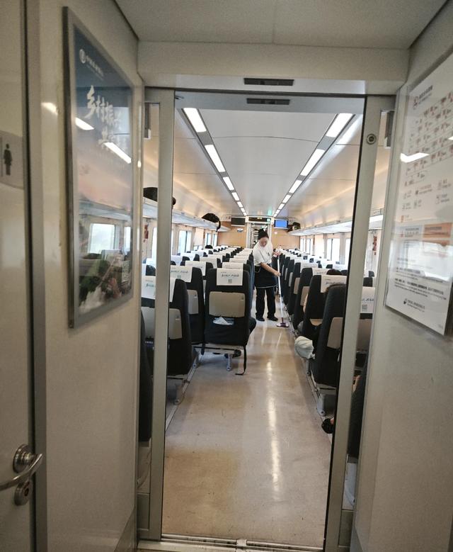 八岁小屁孩暑假高铁深度游攻略,读万卷书走万里路