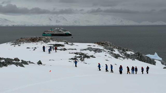 15万一趟的南极，是“挑战极地”还是“到此一游”？