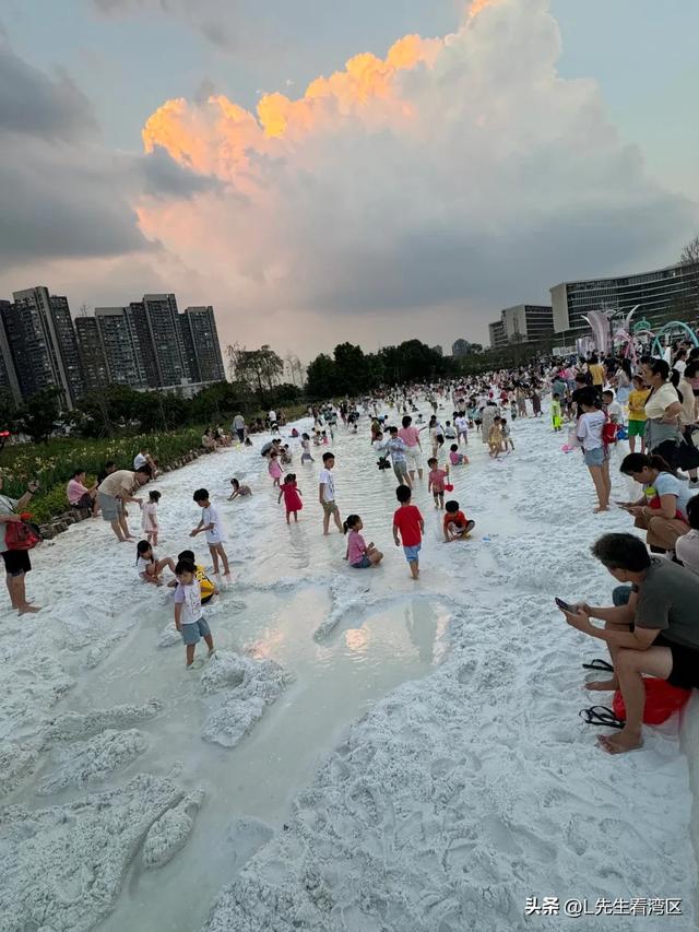 南沙新晋网红点也太夸张了！晚上全是人！