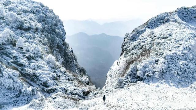 【雄奇山水 冬韵武隆】冰雪奇缘·南国雪国童话