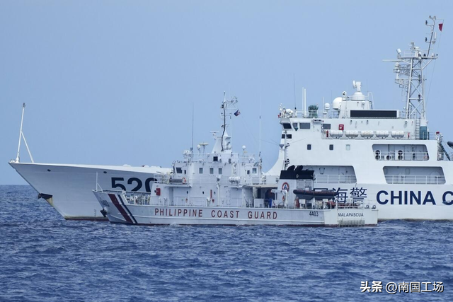 南海传来胜利，不费一枪一弹：菲军10船冲锋黄岩岛，中方首次管制