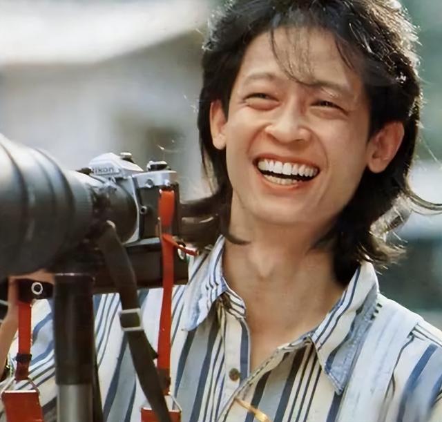 演都不演了！徐帆回应离婚后	，冯小刚和养女双双撕下她的“体面”