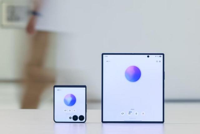 三星Galaxy Z Fold7|Z Flip7从大屏到外屏：用AI让折叠屏「会思考」