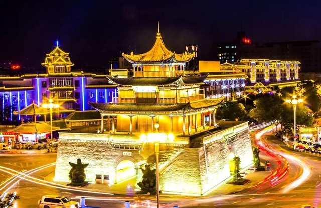 天若不爱酒，酒星不在天。地若不爱酒，地应无酒泉。酒泉神奇啊！
