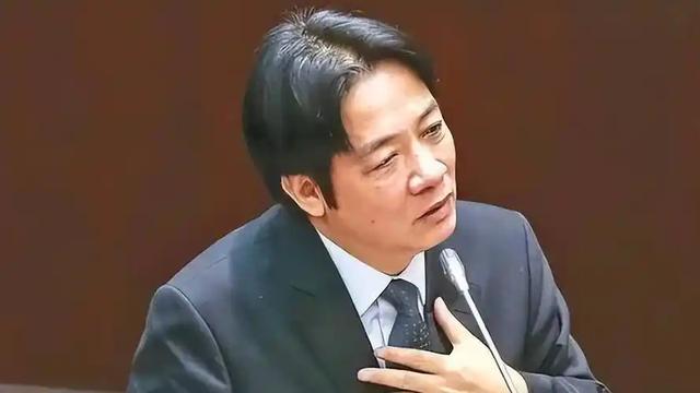 两岸再突发重大事情，蒋万安还没坐飞机来陆，国台办发出一个警告