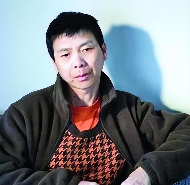 演都不演了！离婚谣言澄清后	，冯小刚亲手撕下徐帆的“体面	”