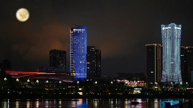 “阖家团圆”遇上“举国同庆”，江宝邀你同游→