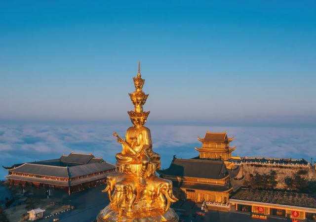 青山如黛,锦绣峨眉——峨眉山旅游攻略