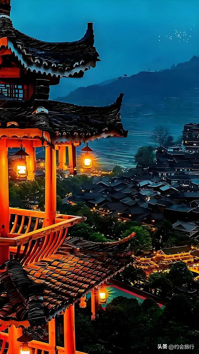 奇了怪了！西江千户苗寨口碑滑坡？游客：美是真的，坑也是真的​