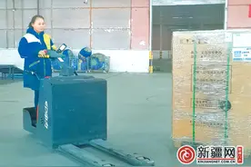快准稳，这个班组3小时卸下26吨货物——记乌鲁木齐市“工人先锋号”乌鲁木齐精准德邦物流公司分拨中心班组图片