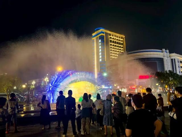 休闲漫游 探索回民区：开学季邂逅青城之美