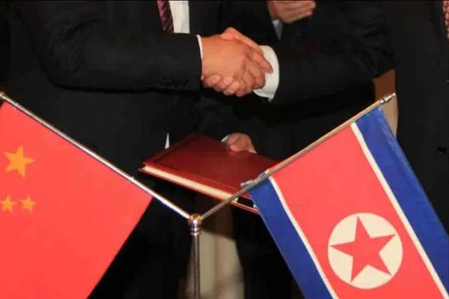朝鲜领导回国没几天，韩国人突然发现，中朝边境一夜间有了大动静