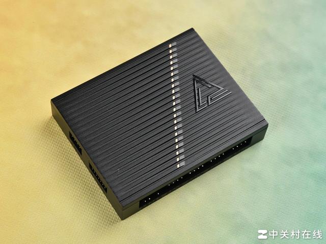 十周年典藏作品 微星MEG X870E GODLIKE X EDITION超神主板评测