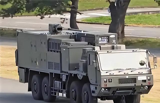 中美日激光武器射程对比：美国8000米，日本1200米，中国让我意外