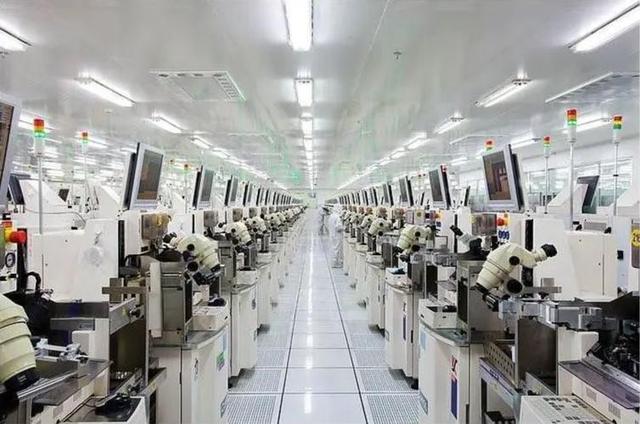 要收拾英国了？英国干了一件比荷兰更坏的事：盯上了中国芯片工厂