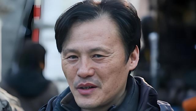 原来他是迟蓬丈夫，难怪66岁能出演《生万物》，有个好丈夫太重要