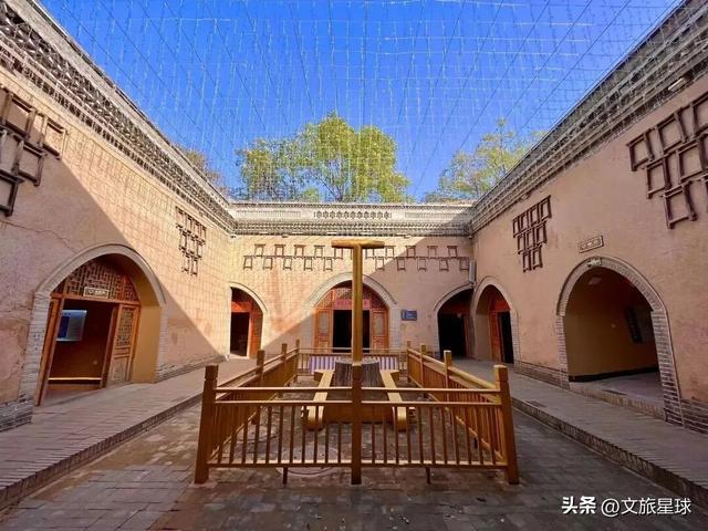 陕州地坑院邀请游客在天鹅季来一场跨越千年的地平线下之约