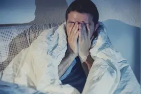 半夜总醒的人，是身体哪里出问题了？图片