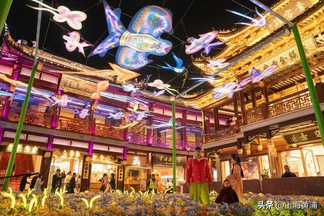到底什么活动，晚上9点才开始？