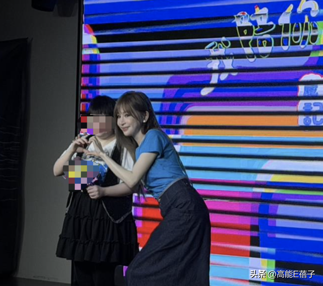 和吴克群传绯闻王心凌露面回应了，她认“有亲密的伴侣”？