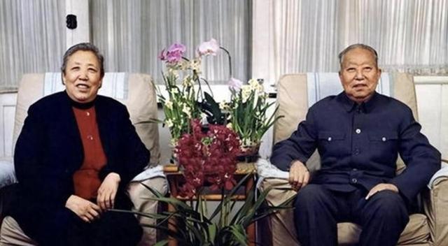 华国锋同志的后人：子女全都姓苏，两子从军，两女从政，十分低调