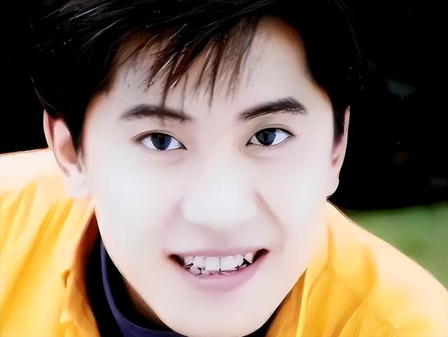 他8次上春晚	，作死被捕入狱，如今56岁无人问津，沦落到四处走穴