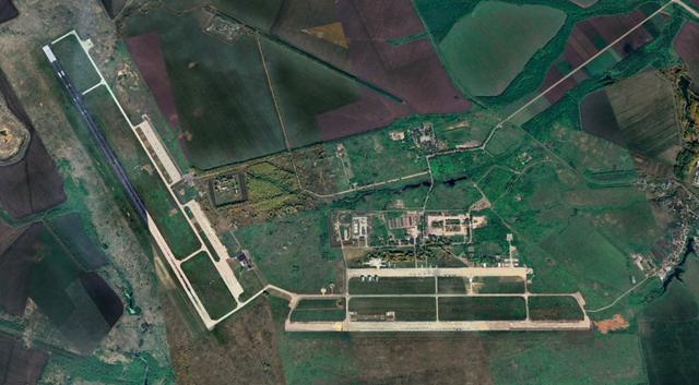 战火烧进俄腹地！乌游击队潜入机场深夜徒手纵火，烧没2架苏-30