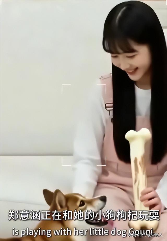 35岁郑爽近照曝光！形象管理失败	，彻底成了素人，在美日子舒坦了