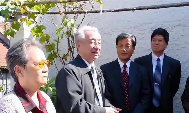 他是叶帅的女婿，人称“朴实无华的好总理”，如今98岁依然健在