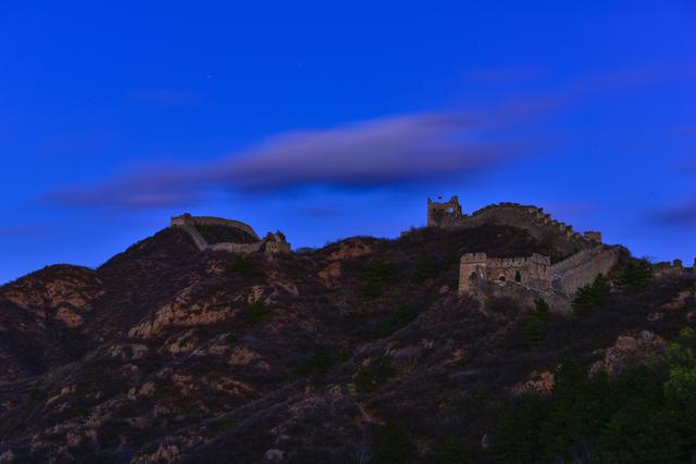 夜幕下的金山岭长城！