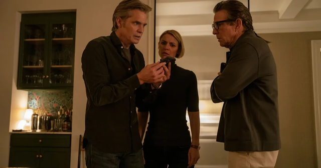 一开场就“粘”在屏幕上！10部英美剧，开播5分钟就锁死了观众