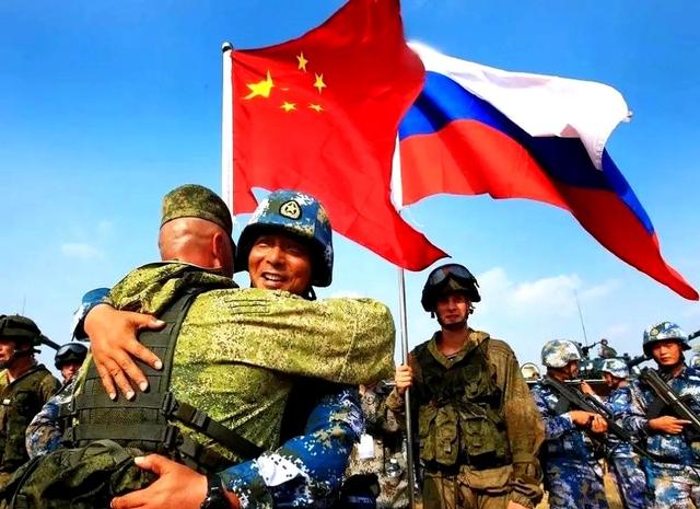 局势已经恶化，19国派兵堵门！解放军通告全球，中俄军方联手了