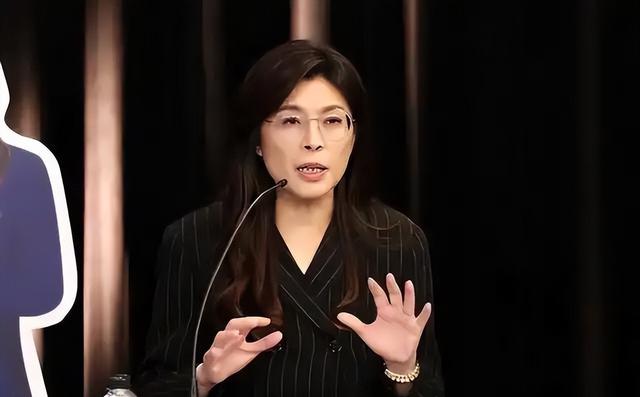 解放军进台海	，不到24小时，马英九开始追责，郑丽文摊牌两岸关系