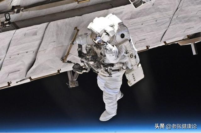 中美俄航天服寿命指标断崖式差距，美100次，俄仅12次，中国多少