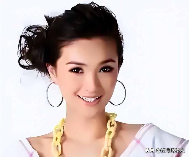 九月没过完，传来3位名人被抓，央媒发文怒批，没有一个值得同情