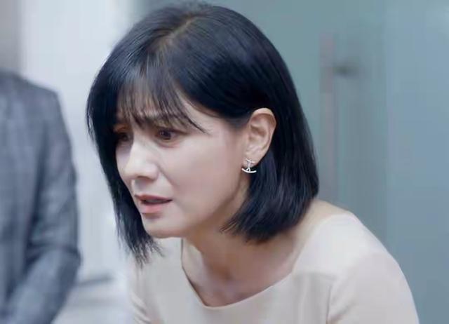 钱再多有什么用？50岁胡可近况曝光，给当代女星敲响了警钟