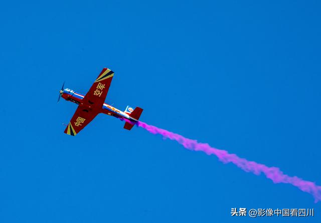 吉林长春：长春航空展上的大国重器