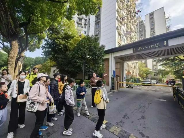 漫步江湾，溯源古镇韵味！虹口“行·文化三地”活动走进千年古镇