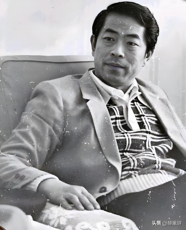 87岁范曾官宣喜得独子仅1天，令人恶心一幕上演，李双江也被牵连