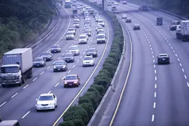 为何日本公路常年如新，我国公路却经常翻修，难道是技术不如人？图片