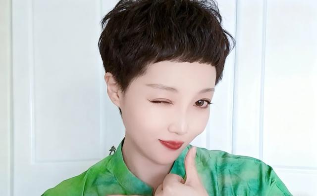 两性交往	，女生发“嗯嗯	”是什么意思，男人一定要懂