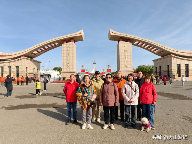 2025国庆西北自驾游（4）：居延海观日出和策克口岸探秘