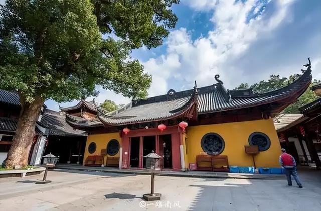 取消门票后游客涨3倍！杭州这步棋，其他城市学得来吗