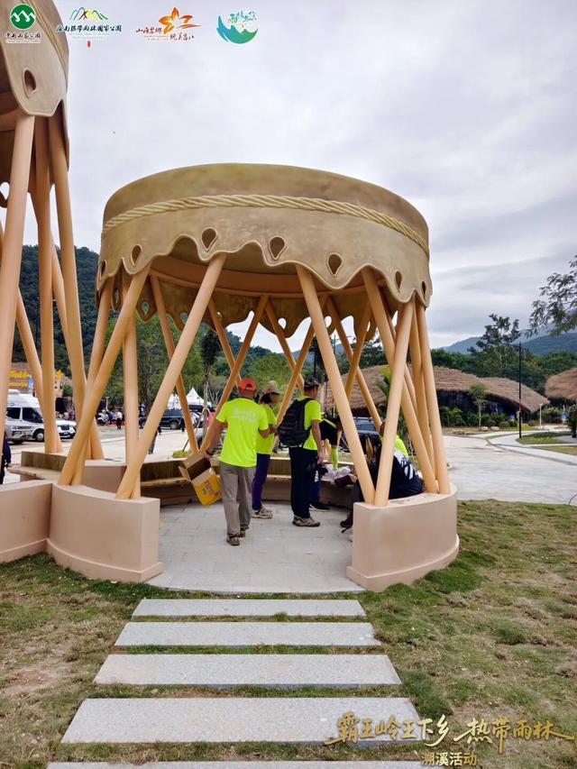 王下溯溪、船型屋寻踪、皇帝洞探秘，这场雨林黎乡之旅太上头！