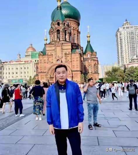 张宏民现状：退休定居北京，一生未婚未育，独自过着高质量生活