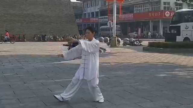 提醒：千万注意，公园练太极拳的这一种人！