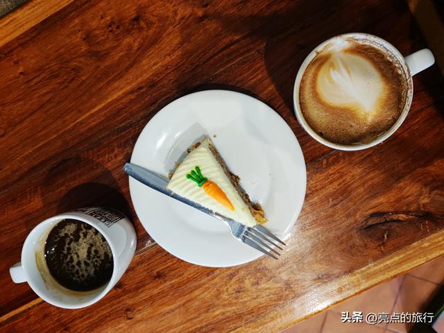 搭乘高铁去老挝，老挝旅行日记：琅勃拉邦（琅勃拉邦夜市）