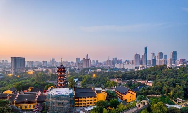 国内绿化最好的10大城市，南宁第3，昆明第6，长春垫底！